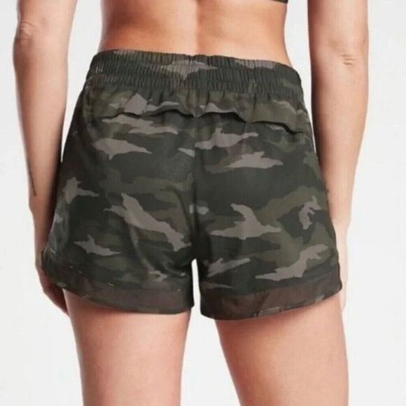 Athleta Camo Printed Mesh Racer Shorts XS - Picture 2 of 7